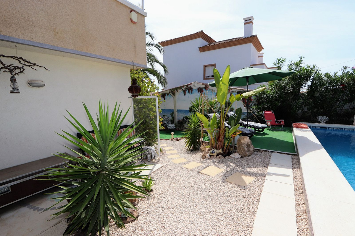 3 Bed Townhouse for sale in Villamartin Costa Blanca, Alicante, Spain