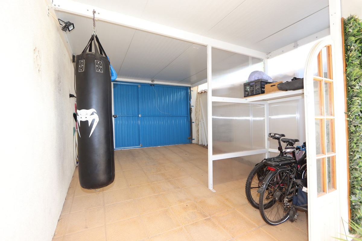 3 Bed Townhouse for sale in Villamartin Costa Blanca, Alicante, Spain