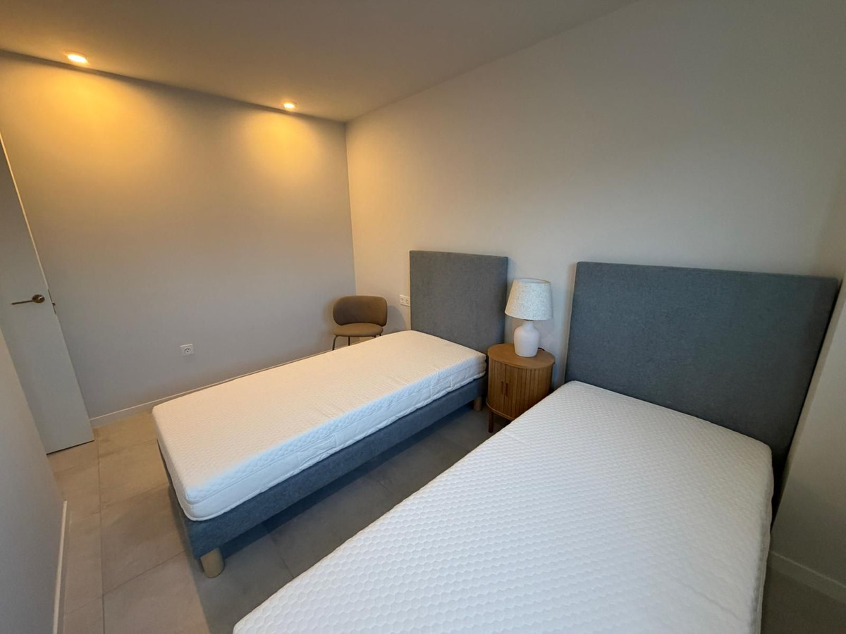 Se vende Apartamento Planta Media de 3 dormitorios en Costa Blanca, Alicante, España