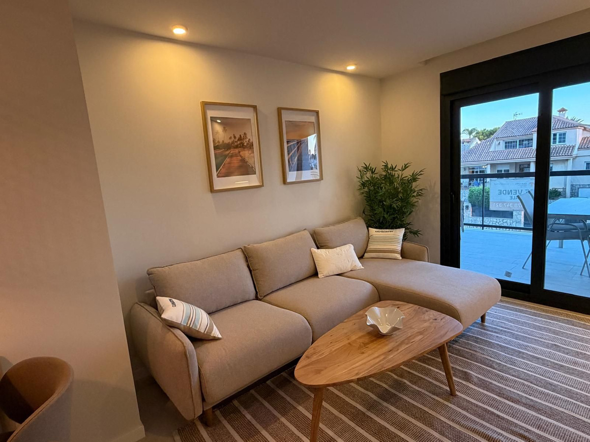 Se vende Apartamento Planta Media de 3 dormitorios en Costa Blanca, Alicante, España