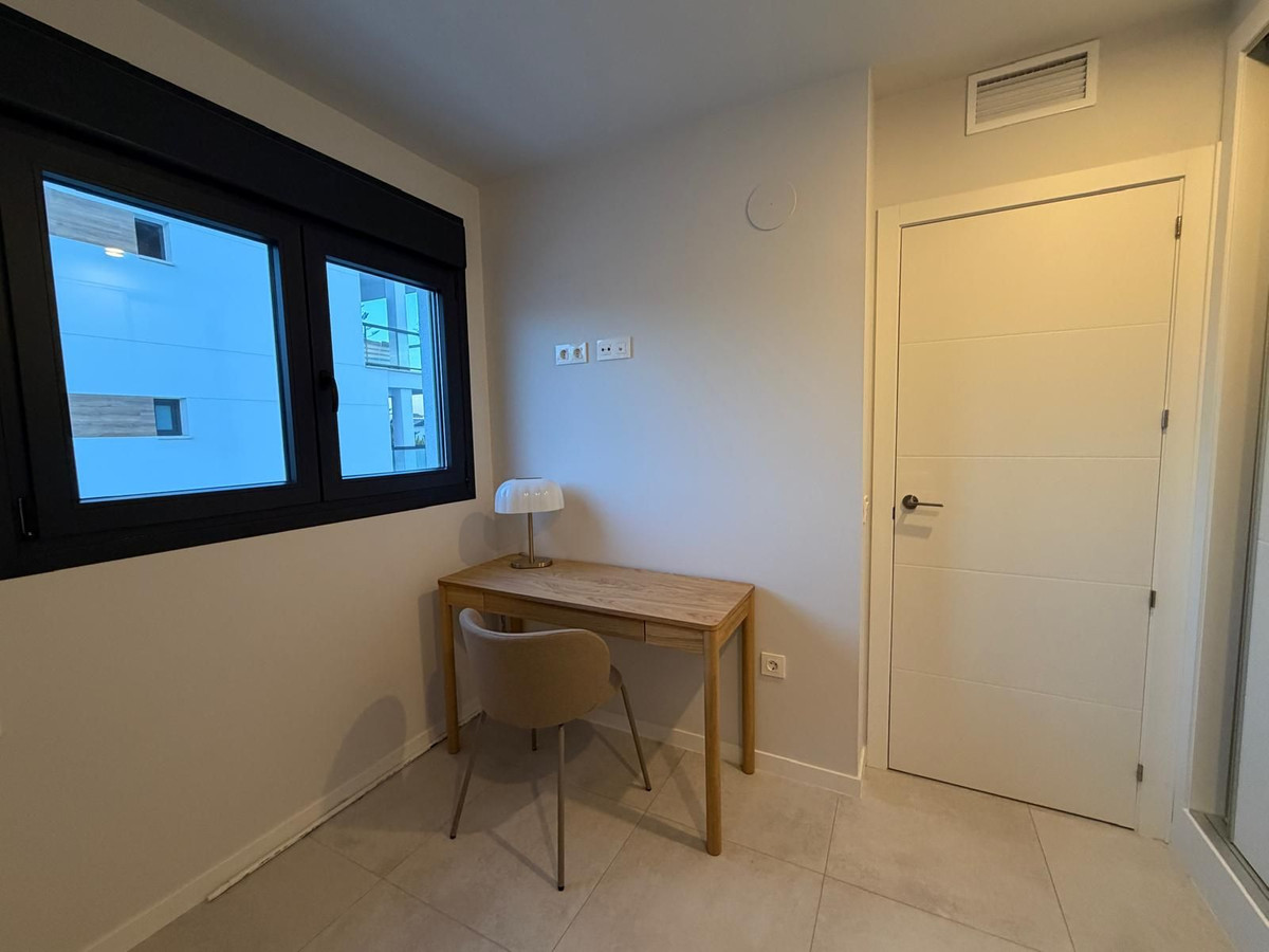 Se vende Apartamento Planta Media de 3 dormitorios en Costa Blanca, Alicante, España