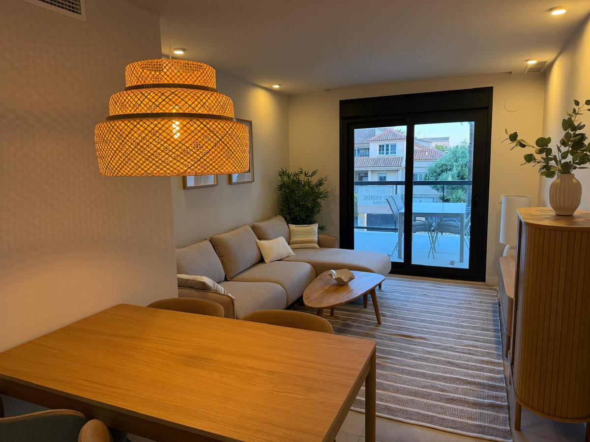 Se vende Apartamento Planta Media de 3 dormitorios en Costa Blanca, Alicante, España