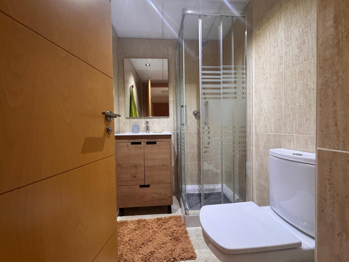 2 Bed Apartment for sale in La Duquesa Costa Del Sol, Málaga, Spain