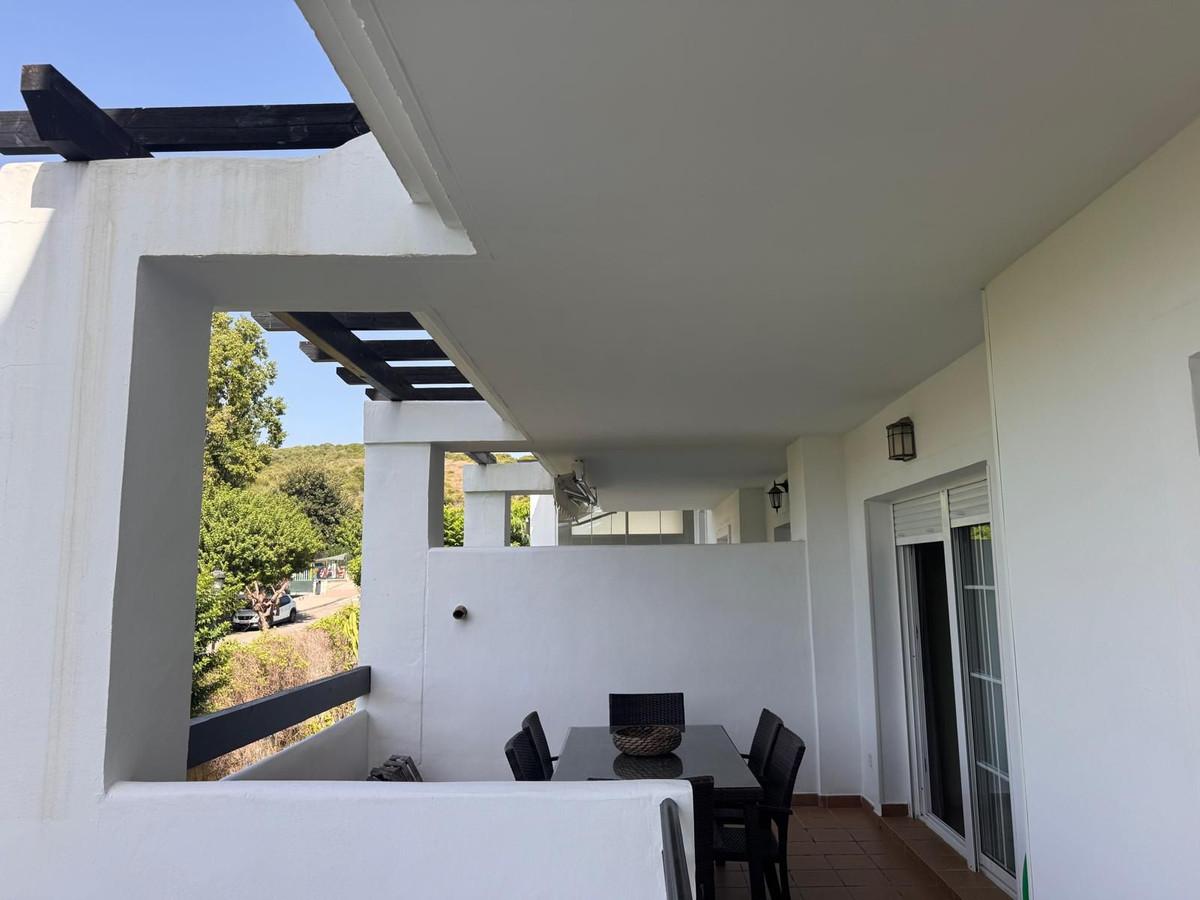 2 Bed Apartment for sale in La Duquesa Costa Del Sol, Málaga, Spain
