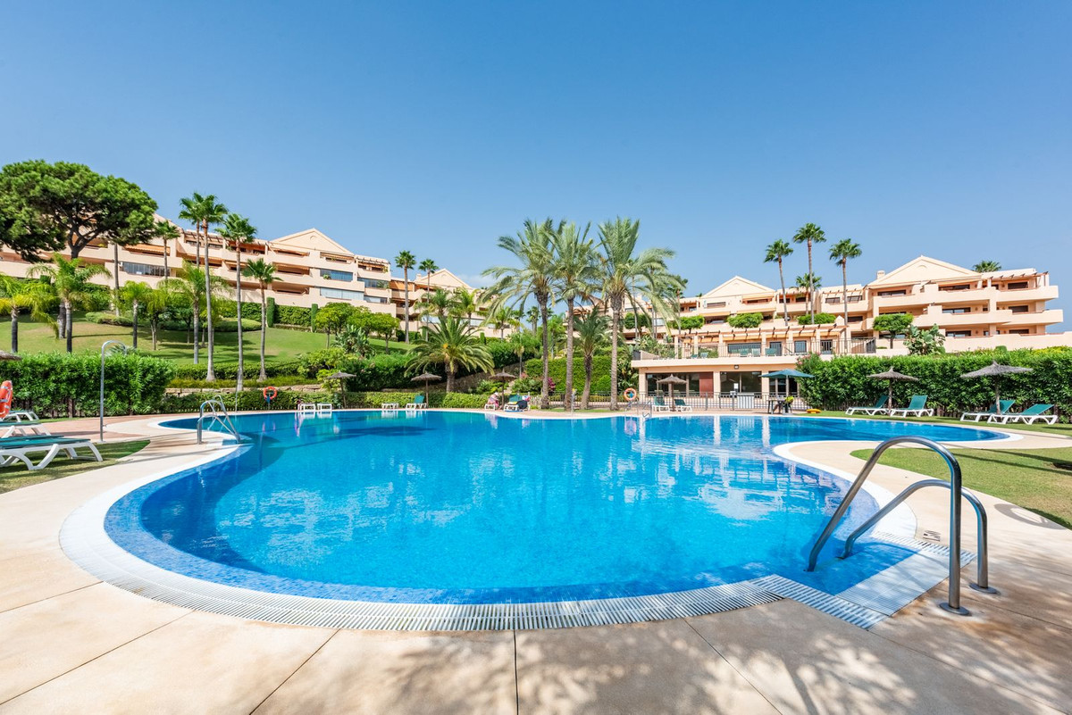 Se vende Ático de 2 dormitorios en Costa Del Sol, Málaga, España