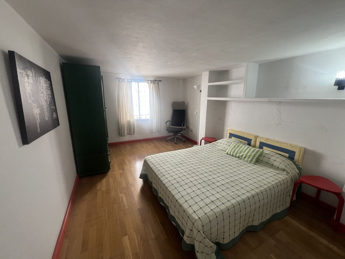 4 Bed Townhouse for sale in Estepona Costa Del Sol, Málaga, Spain