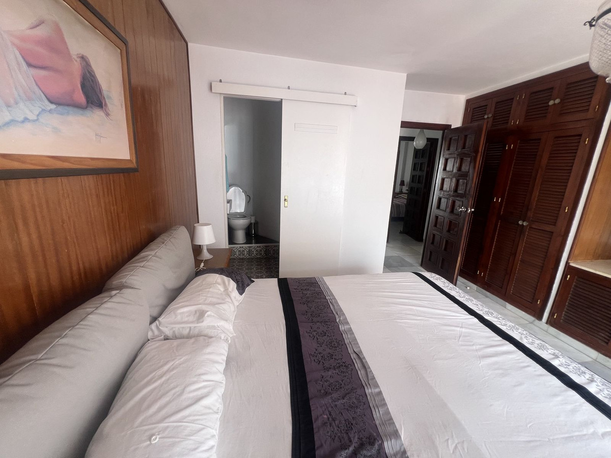 4 Bed Townhouse for sale in Estepona Costa Del Sol, Málaga, Spain