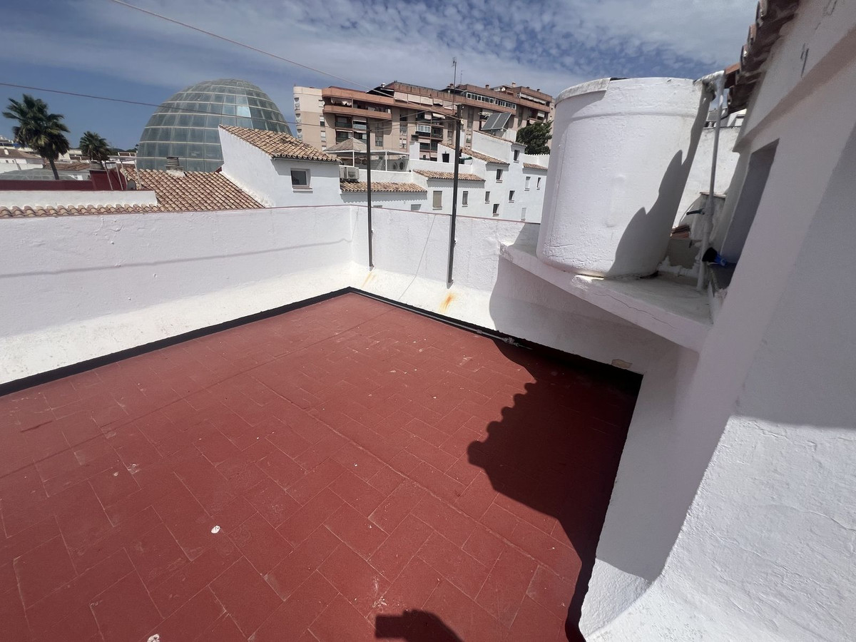 4 Bed Townhouse for sale in Estepona Costa Del Sol, Málaga, Spain