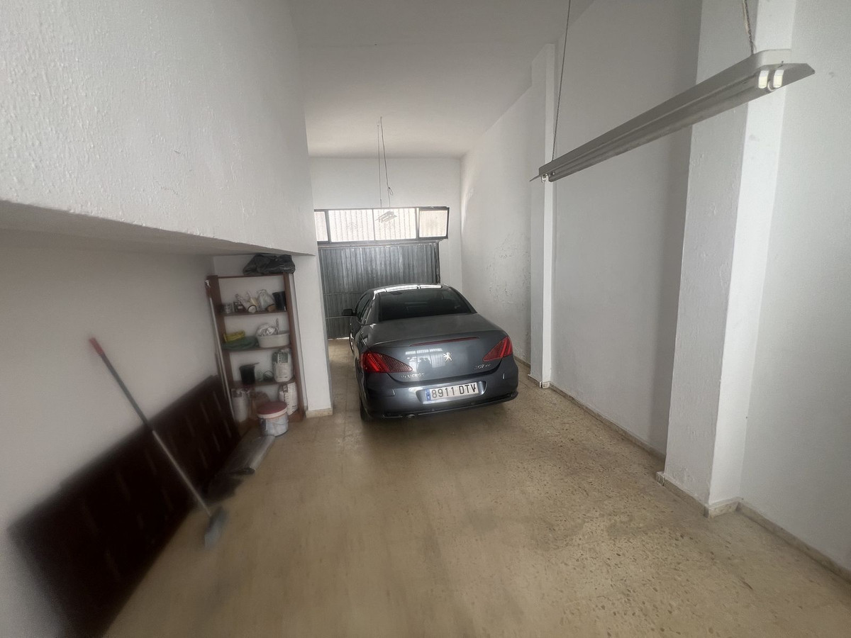4 Bed Townhouse for sale in Estepona Costa Del Sol, Málaga, Spain