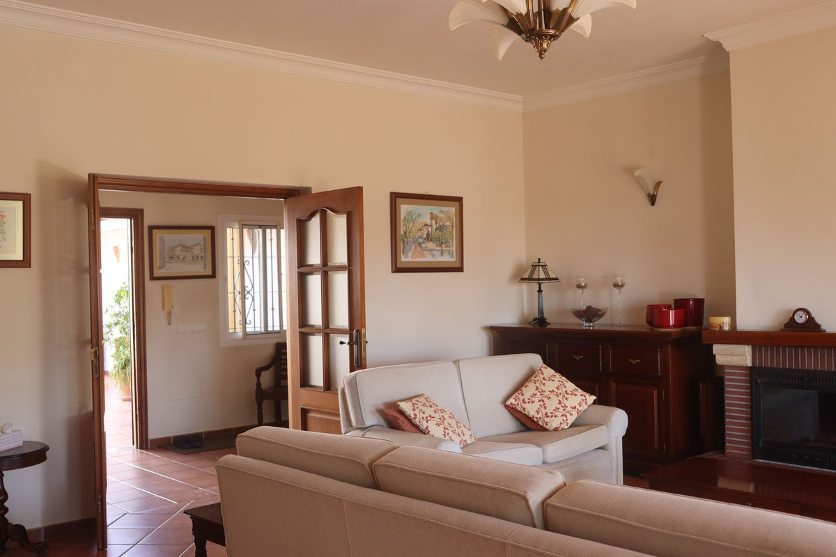 3 Bed Townhouse for sale in La Cala De Mijas Costa Del Sol, Málaga, Spain