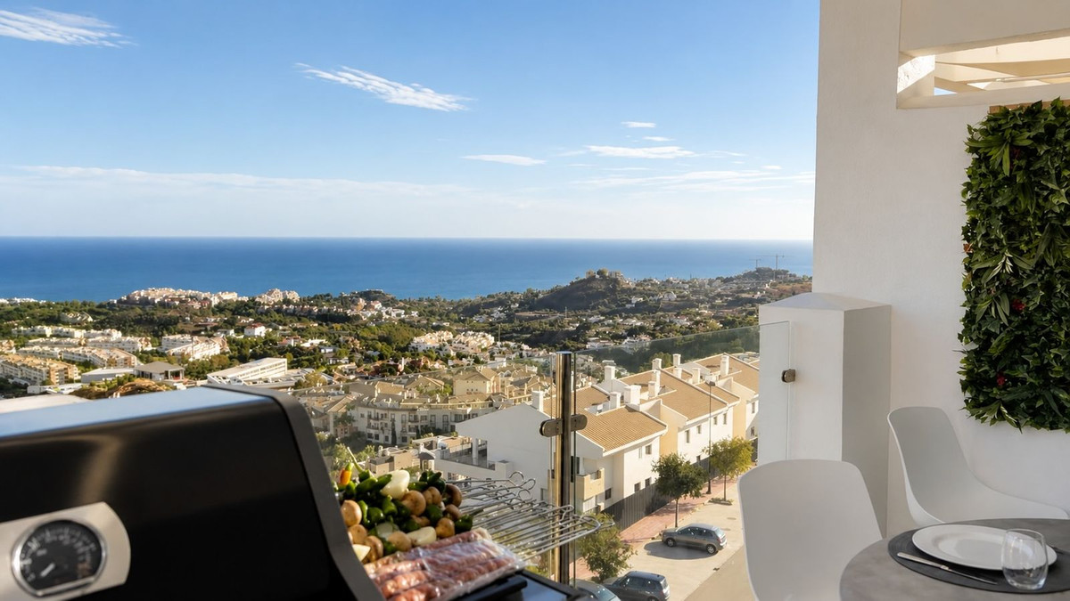 2 Bed Apartment for sale in Benalmadena Costa Del Sol, Málaga, Spain