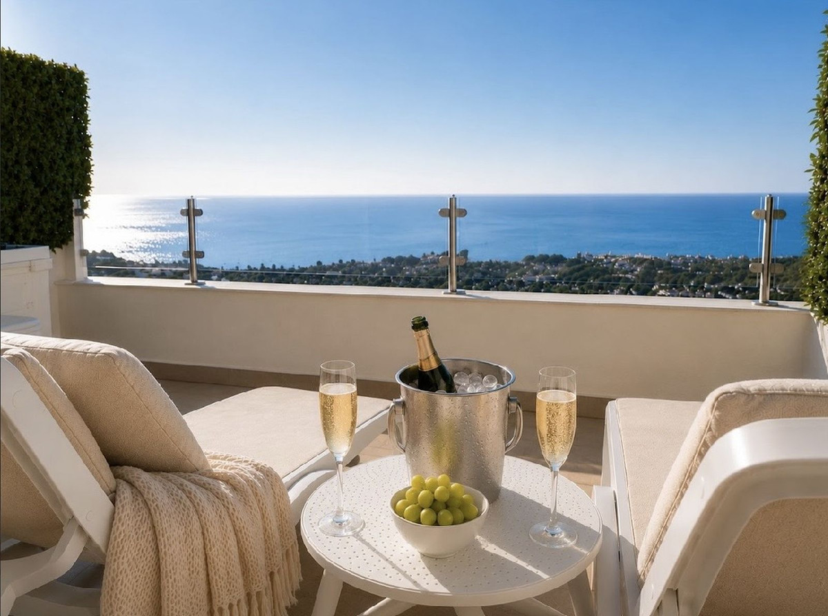 2 Bed Apartment for sale in Benalmadena Costa Del Sol, Málaga, Spain