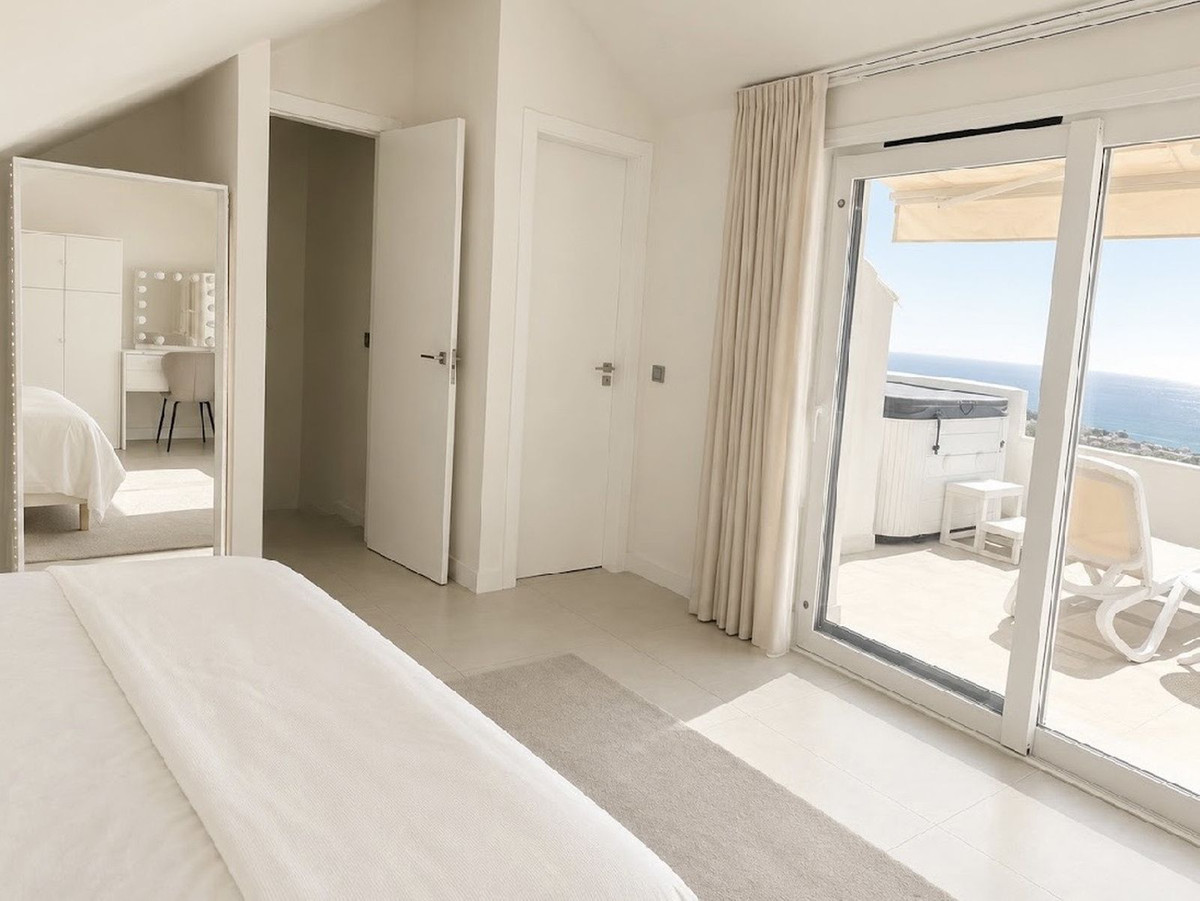 2 Bed Apartment for sale in Benalmadena Costa Del Sol, Málaga, Spain