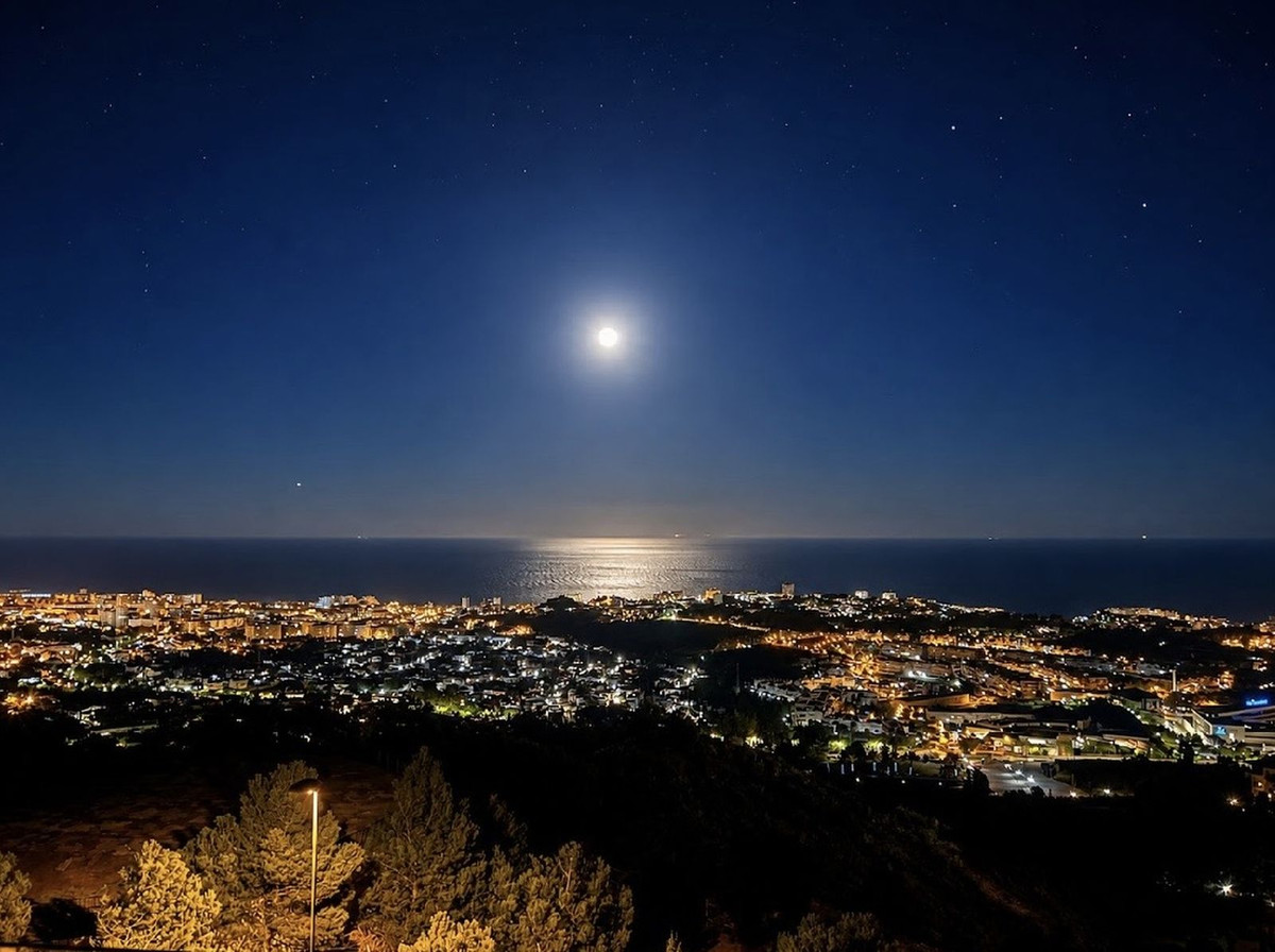 2 Bed Apartment for sale in Benalmadena Costa Del Sol, Málaga, Spain