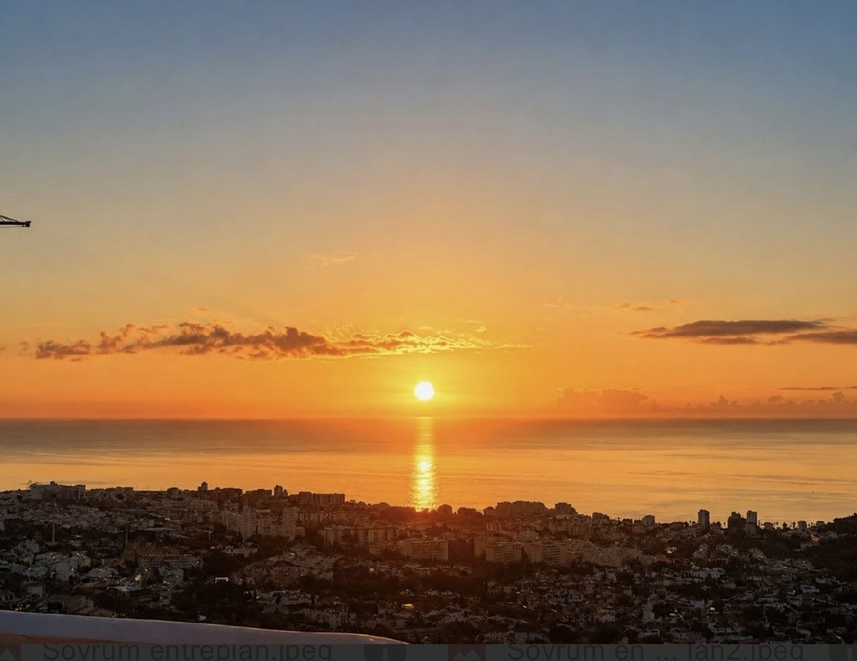 2 Bed Apartment for sale in Benalmadena Costa Del Sol, Málaga, Spain
