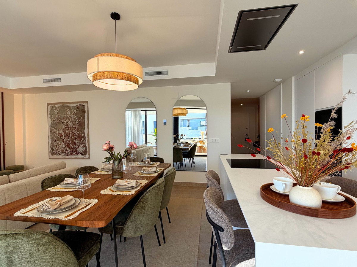 Se vende Apartamento Planta Media de 2 dormitorios en Costa Del Sol, Málaga, España