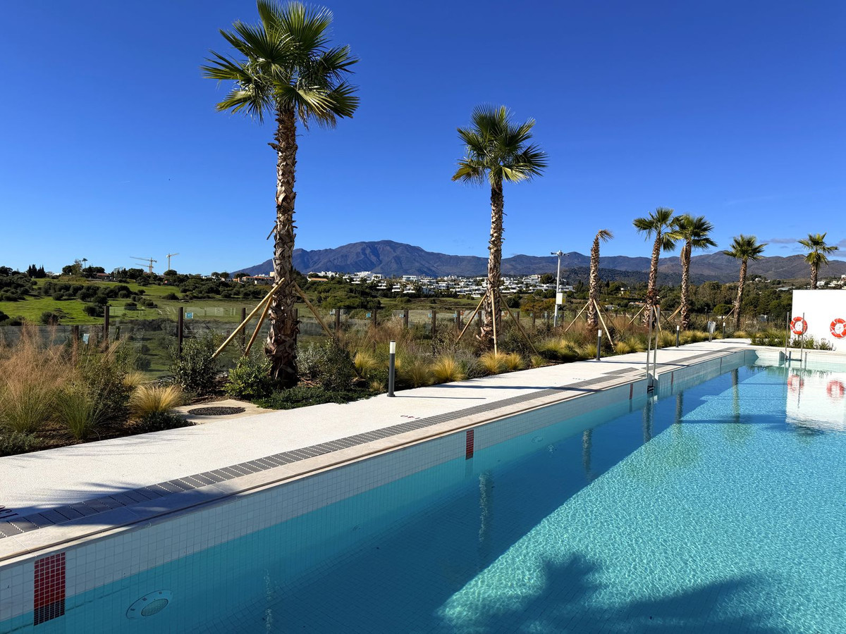 Se vende Apartamento Planta Media de 2 dormitorios en Costa Del Sol, Málaga, España