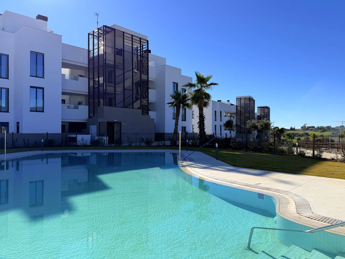 Se vende Apartamento Planta Media de 2 dormitorios en Costa Del Sol, Málaga, España