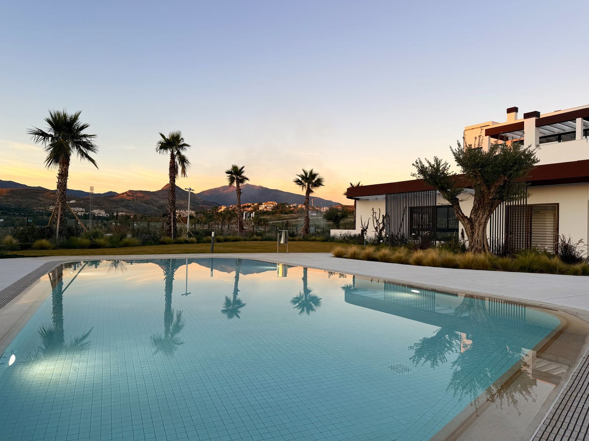 Se vende Apartamento Planta Media de 2 dormitorios en Costa Del Sol, Málaga, España