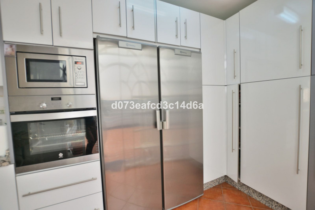 Se vende Adosada de 6 dormitorios en Costa Del Sol, Málaga, España