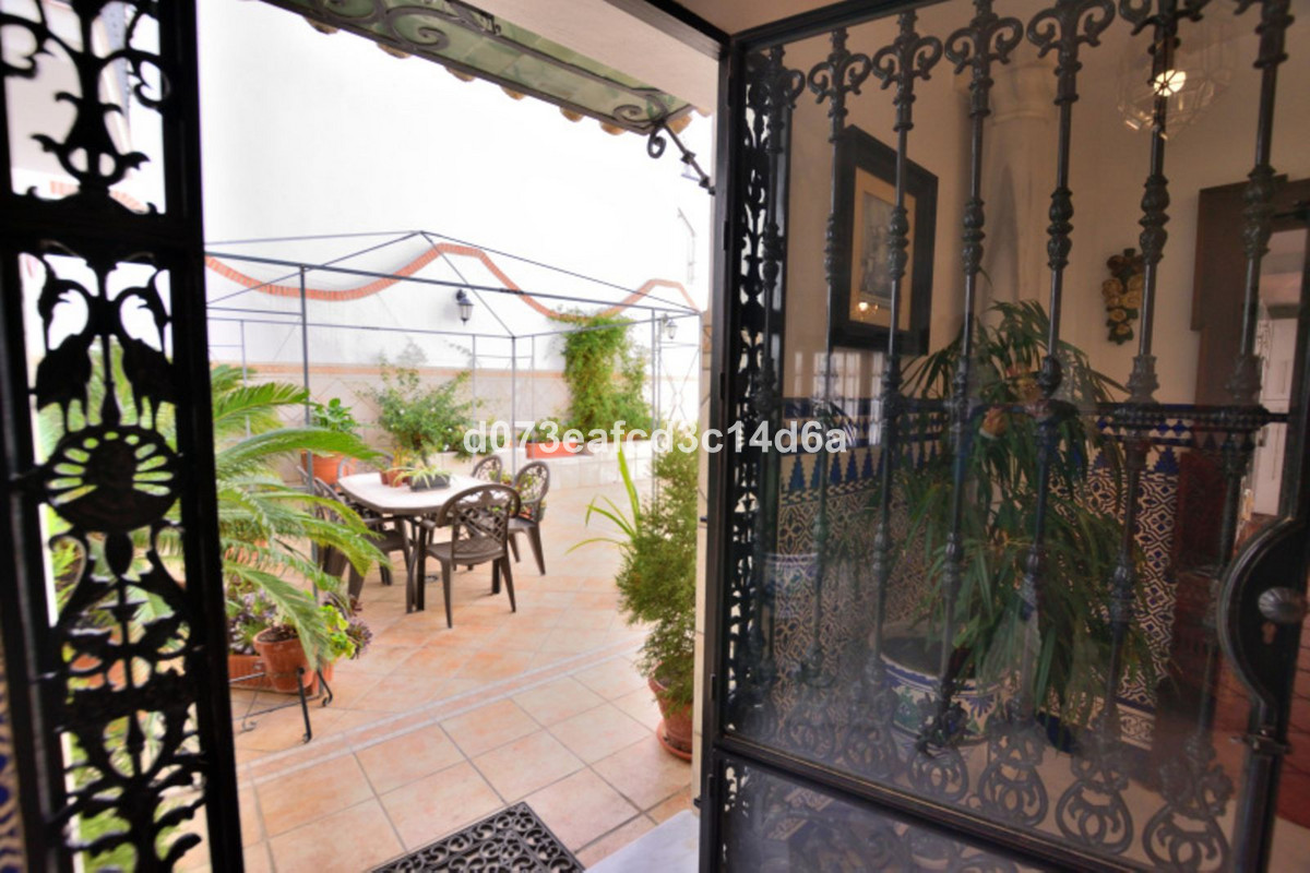Se vende Adosada de 6 dormitorios en Costa Del Sol, Málaga, España