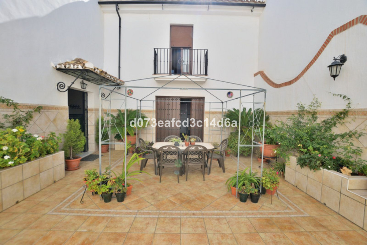 Se vende Adosada de 6 dormitorios en Costa Del Sol, Málaga, España