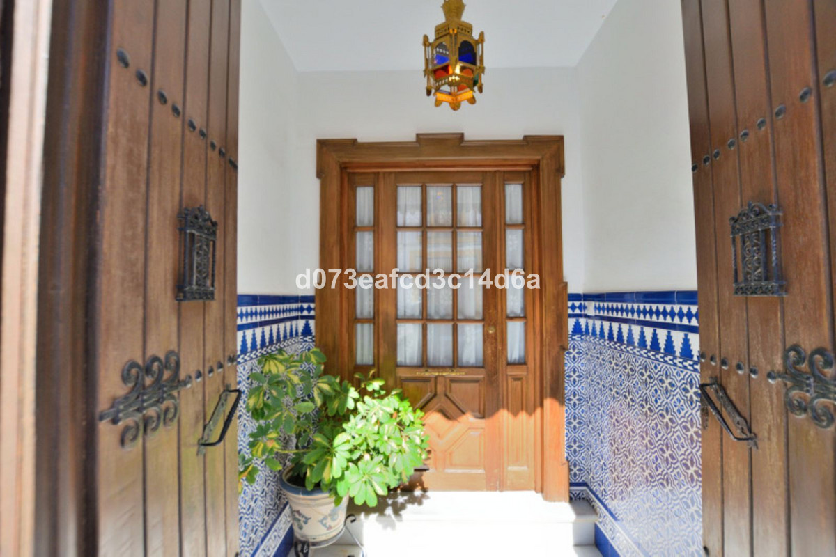 Se vende Adosada de 6 dormitorios en Costa Del Sol, Málaga, España