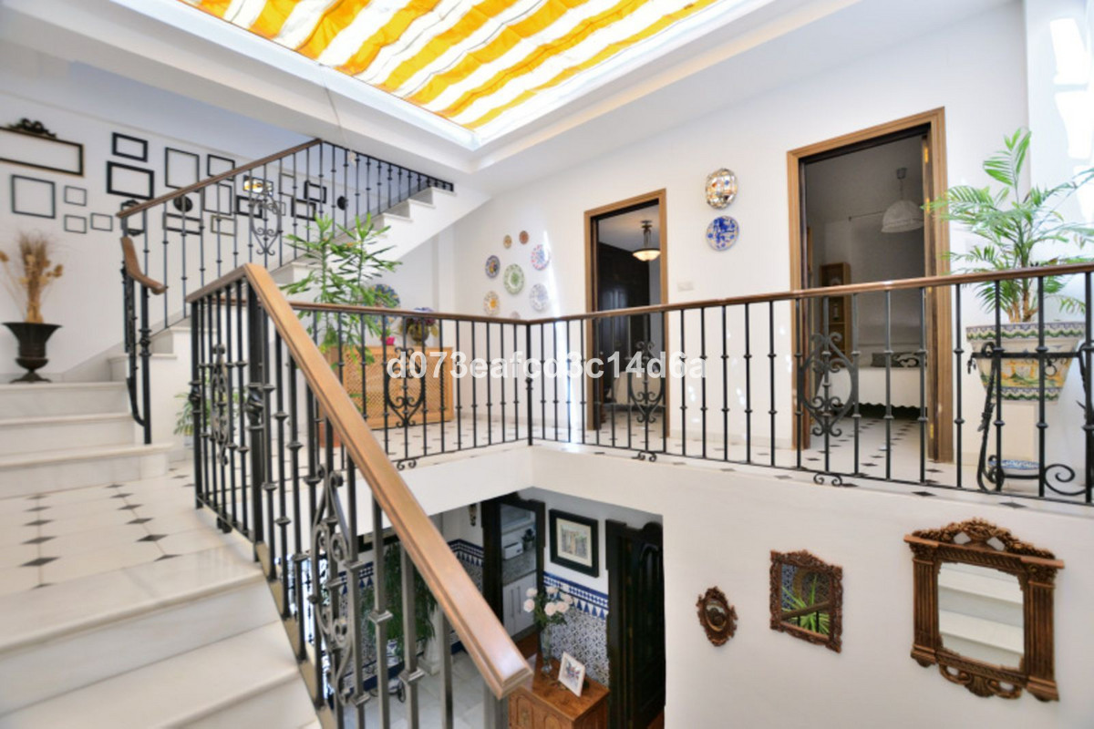 Se vende Adosada de 6 dormitorios en Costa Del Sol, Málaga, España