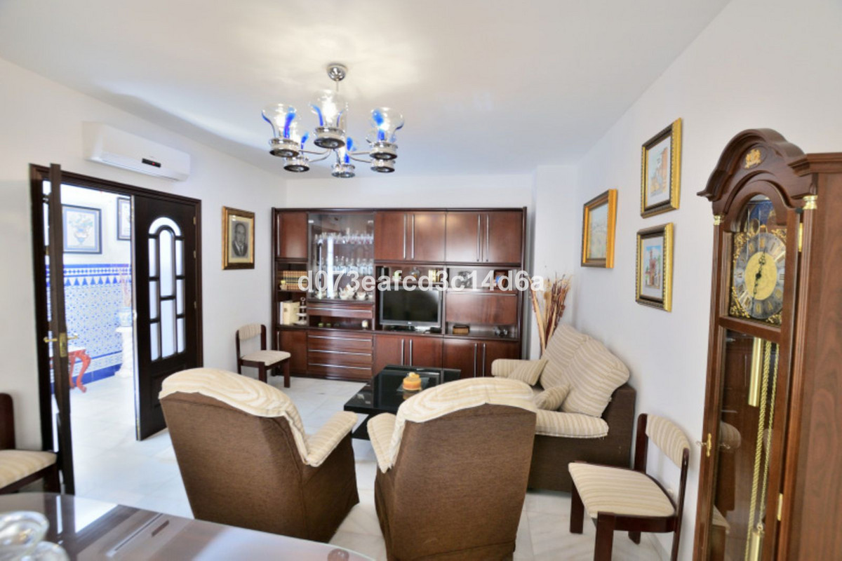 Se vende Adosada de 6 dormitorios en Costa Del Sol, Málaga, España