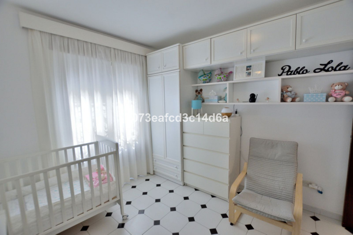 Se vende Adosada de 6 dormitorios en Costa Del Sol, Málaga, España