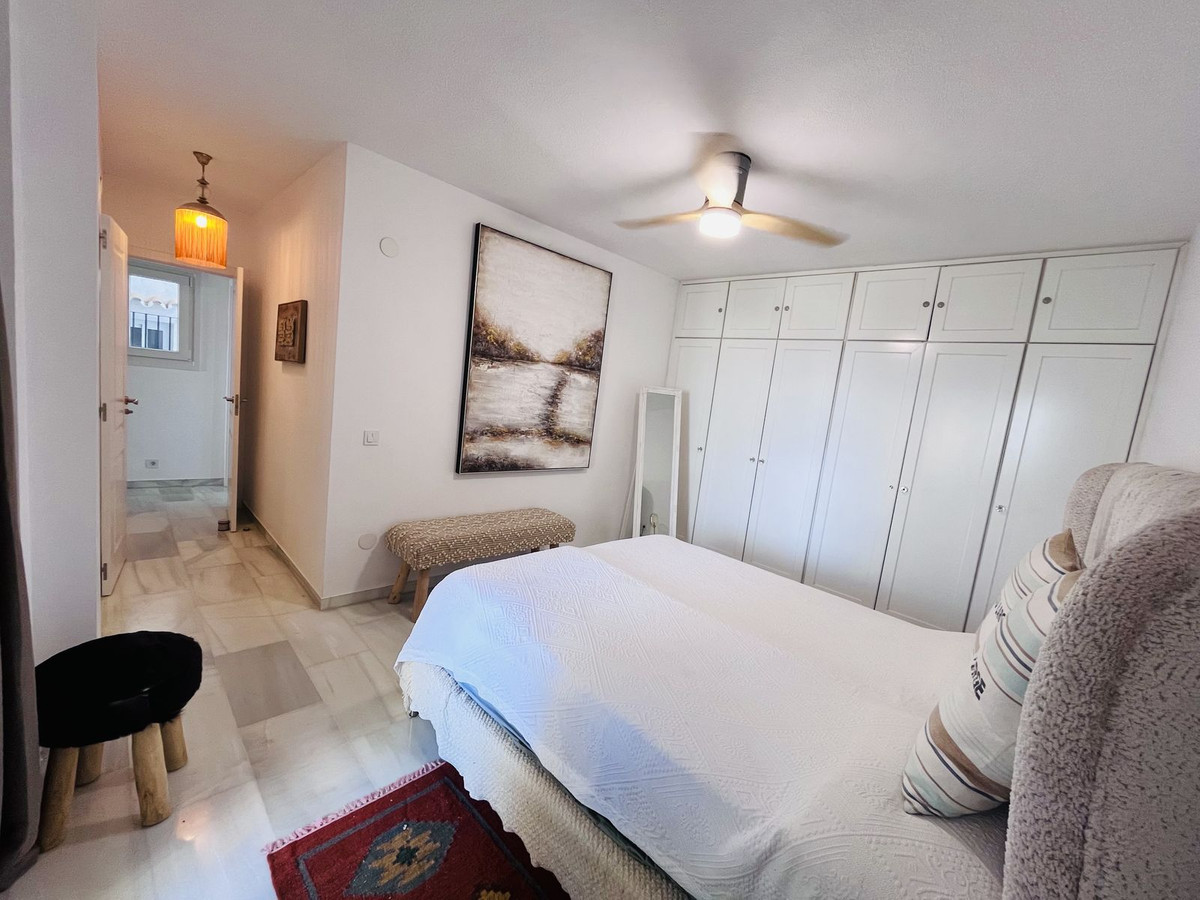 Se vende Apartamento Planta Media de 2 dormitorios en Costa Del Sol, Málaga, España