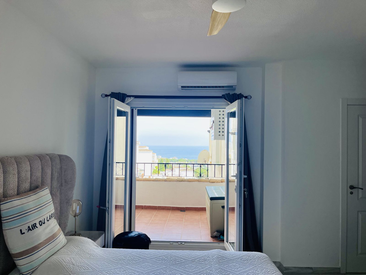 Se vende Apartamento Planta Media de 2 dormitorios en Costa Del Sol, Málaga, España
