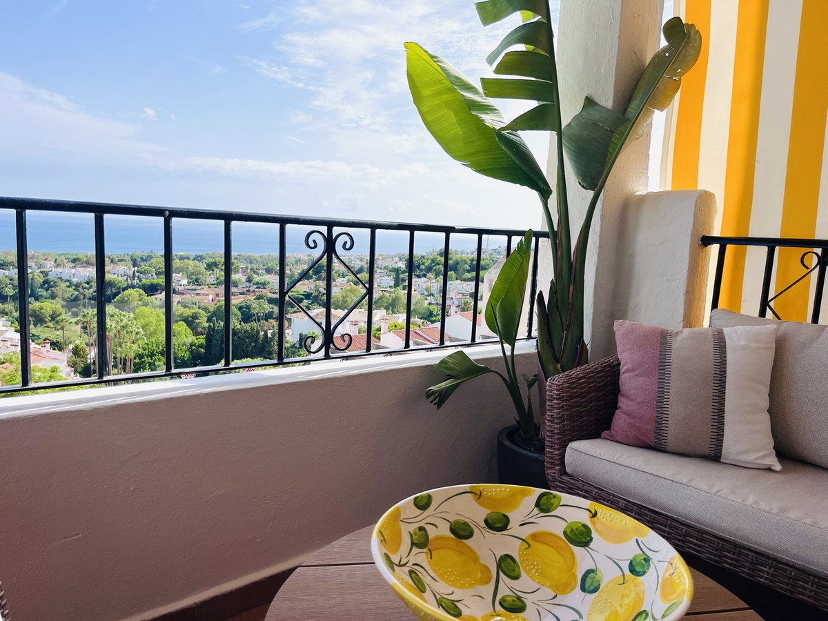Se vende Apartamento Planta Media de 2 dormitorios en Costa Del Sol, Málaga, España
