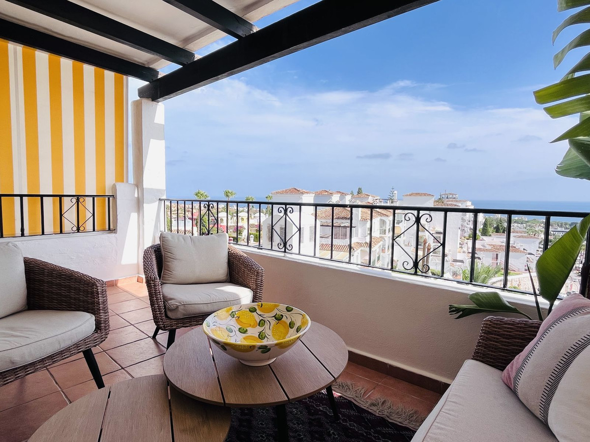 Se vende Apartamento Planta Media de 2 dormitorios en Costa Del Sol, Málaga, España