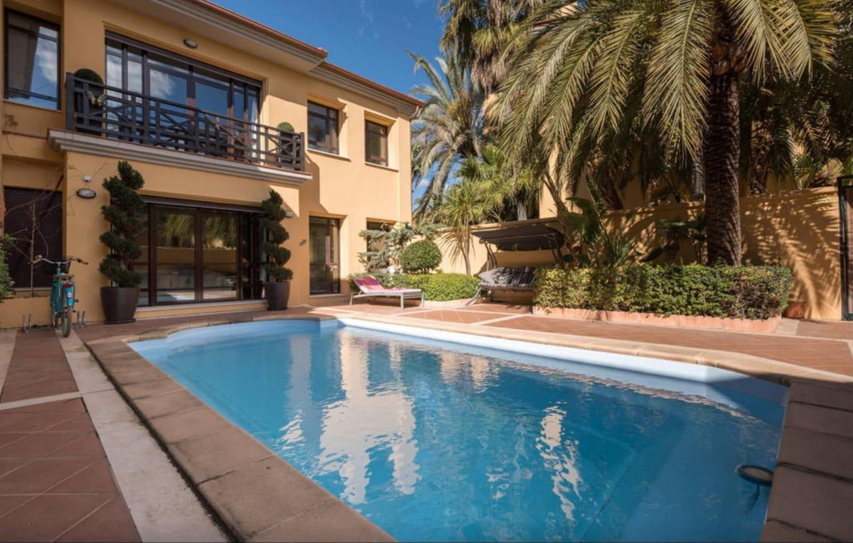 Se vende Bungalow de 3 dormitorios en Costa Del Sol, Málaga, España
