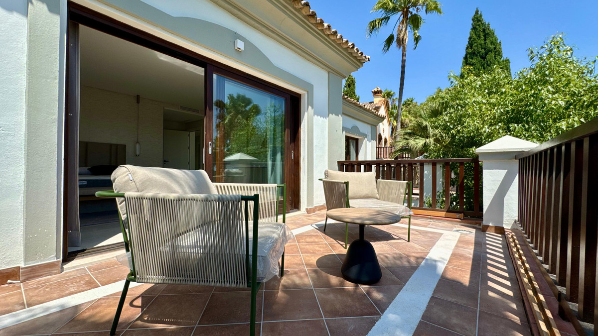 6 Bed Townhouse for sale in The Golden Mile Costa Del Sol, Málaga, Spain