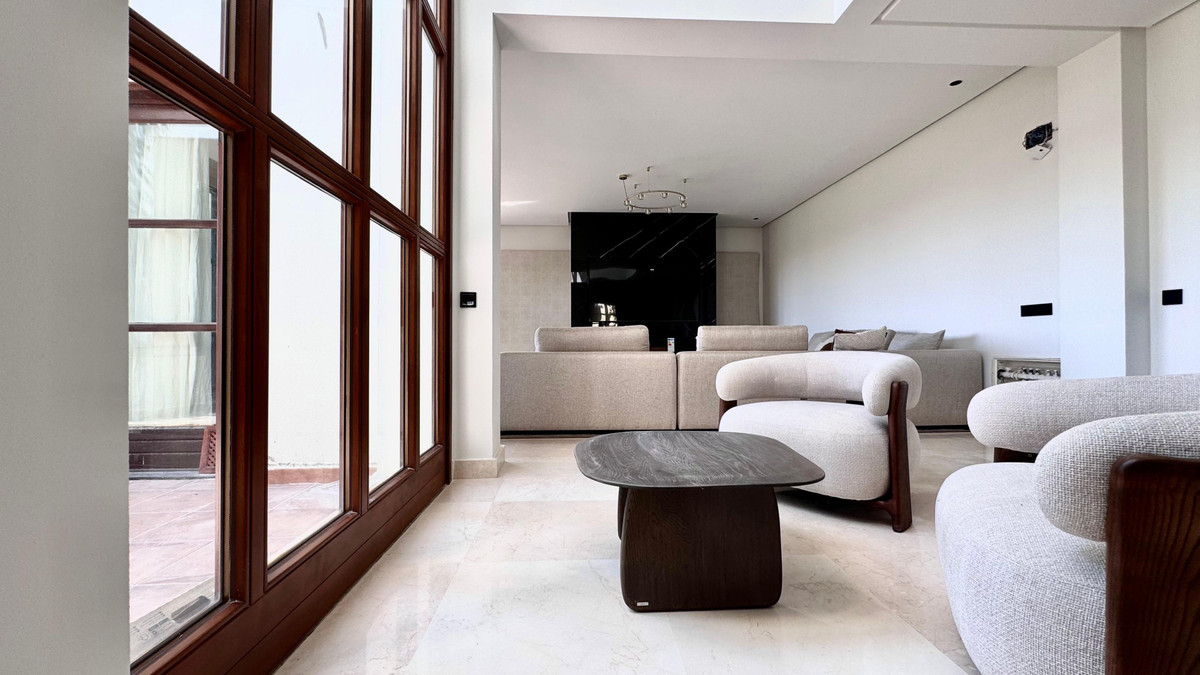 6 Bed Townhouse for sale in The Golden Mile Costa Del Sol, Málaga, Spain