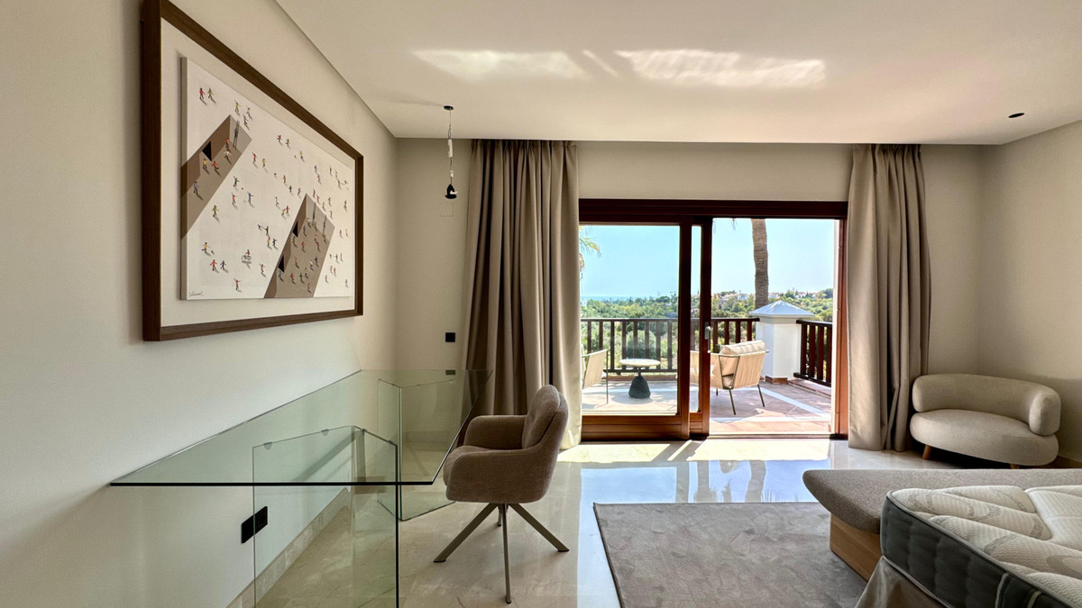 6 Bed Townhouse for sale in The Golden Mile Costa Del Sol, Málaga, Spain