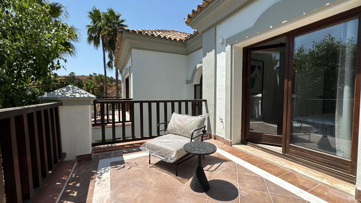 6 Bed Townhouse for sale in The Golden Mile Costa Del Sol, Málaga, Spain