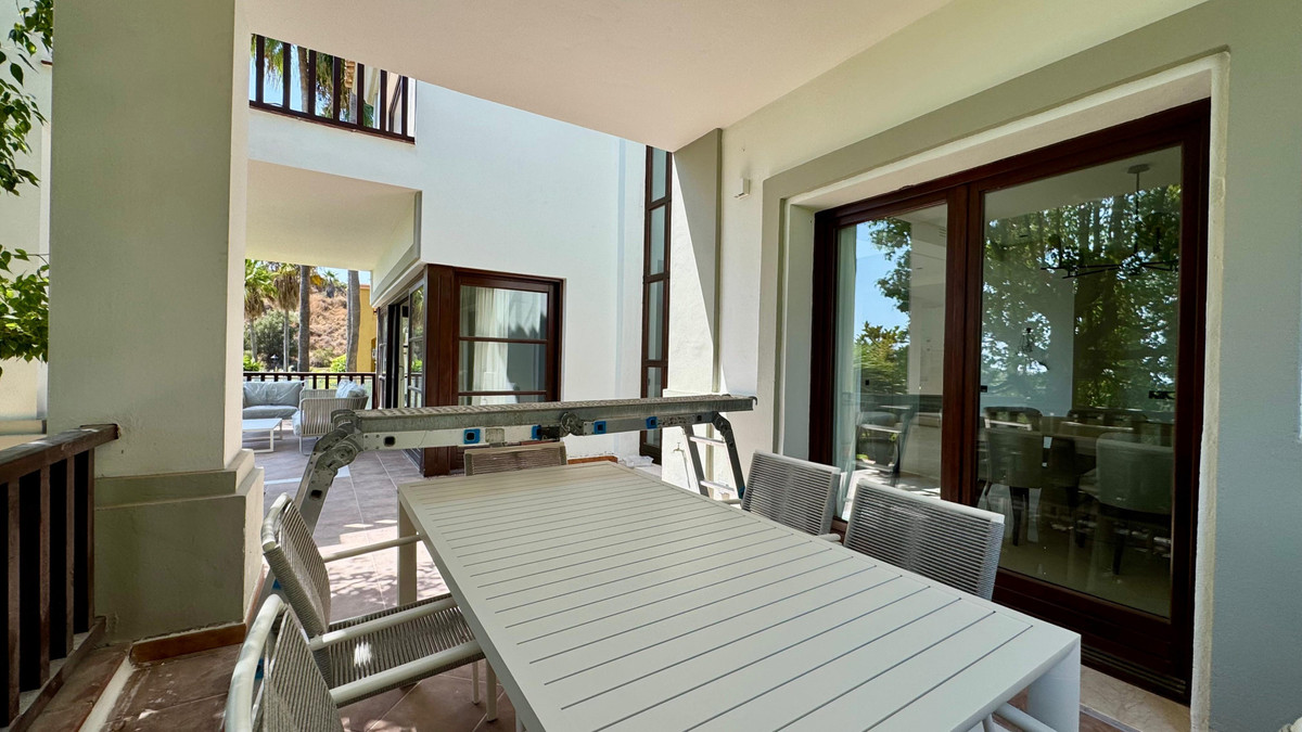 6 Bed Townhouse for sale in The Golden Mile Costa Del Sol, Málaga, Spain