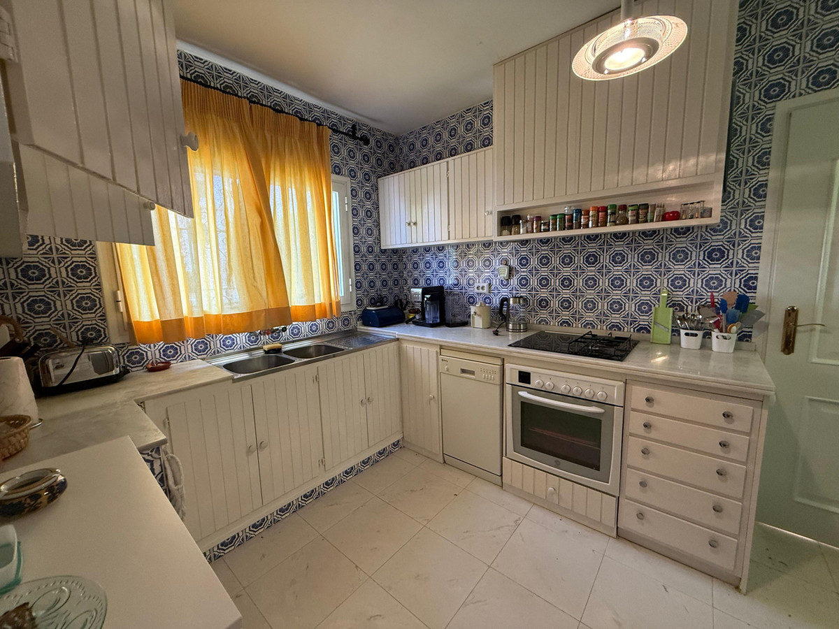 3 Bed Townhouse for sale in Nueva Andalucía Costa Del Sol, Málaga, Spain