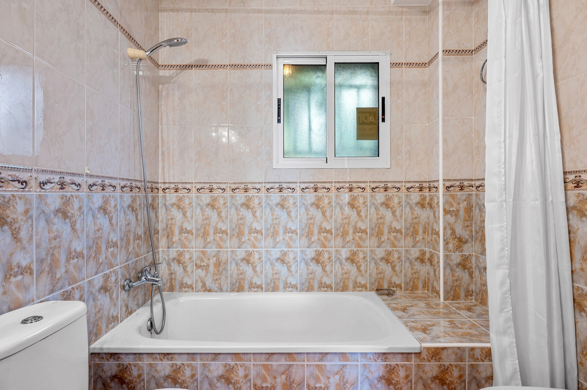 3 Bed Townhouse for sale in El Galan Costa Blanca, Alicante, Spain