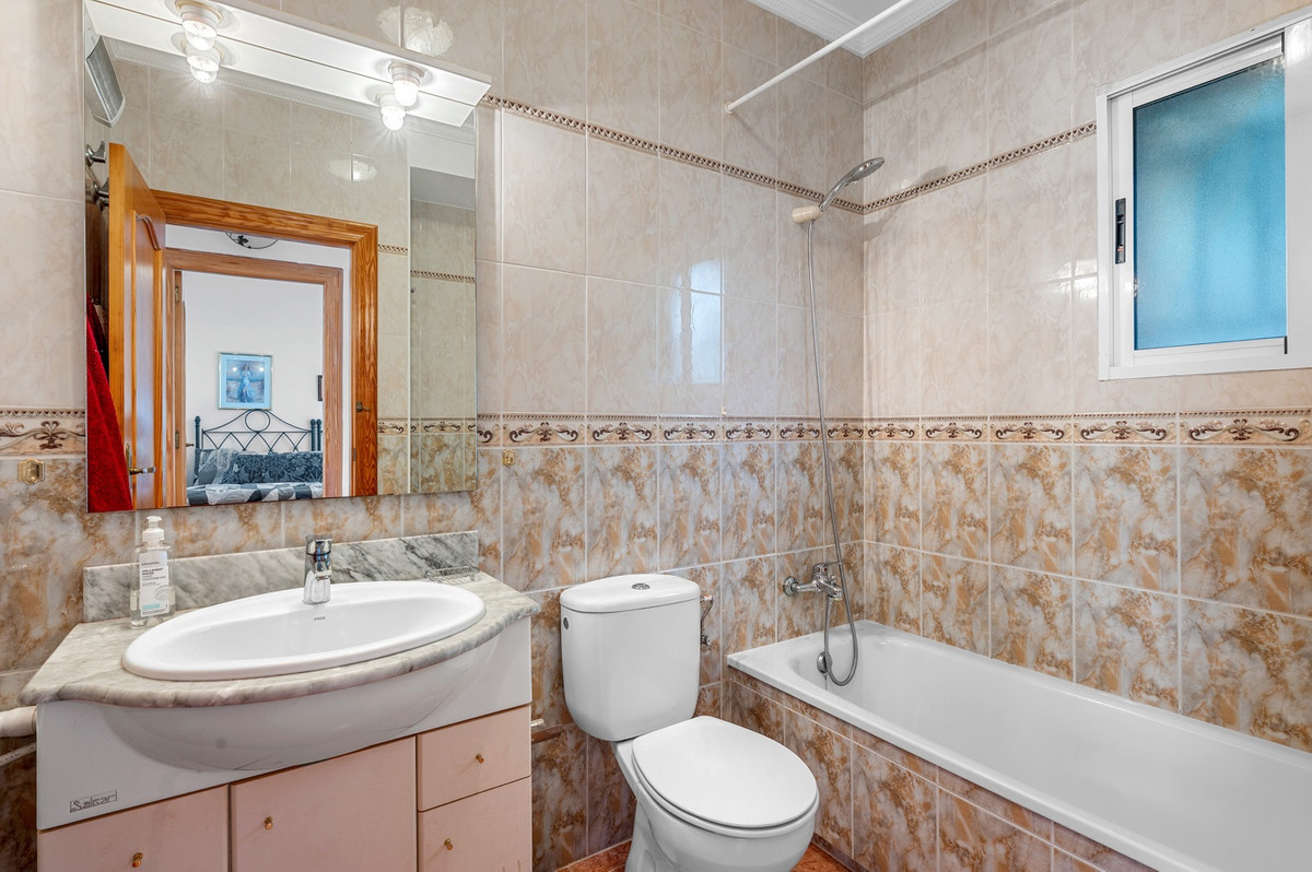 3 Bed Townhouse for sale in El Galan Costa Blanca, Alicante, Spain