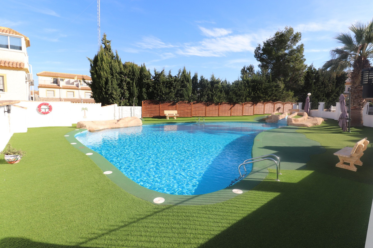 2 Bed Townhouse for sale in Montemar Costa Blanca, Alicante, Spain