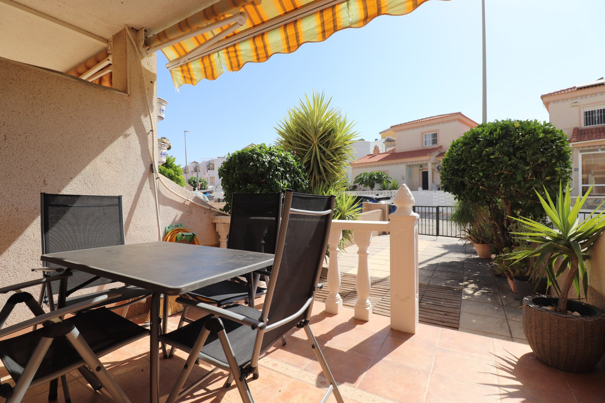 2 Bed Townhouse for sale in Montemar Costa Blanca, Alicante, Spain