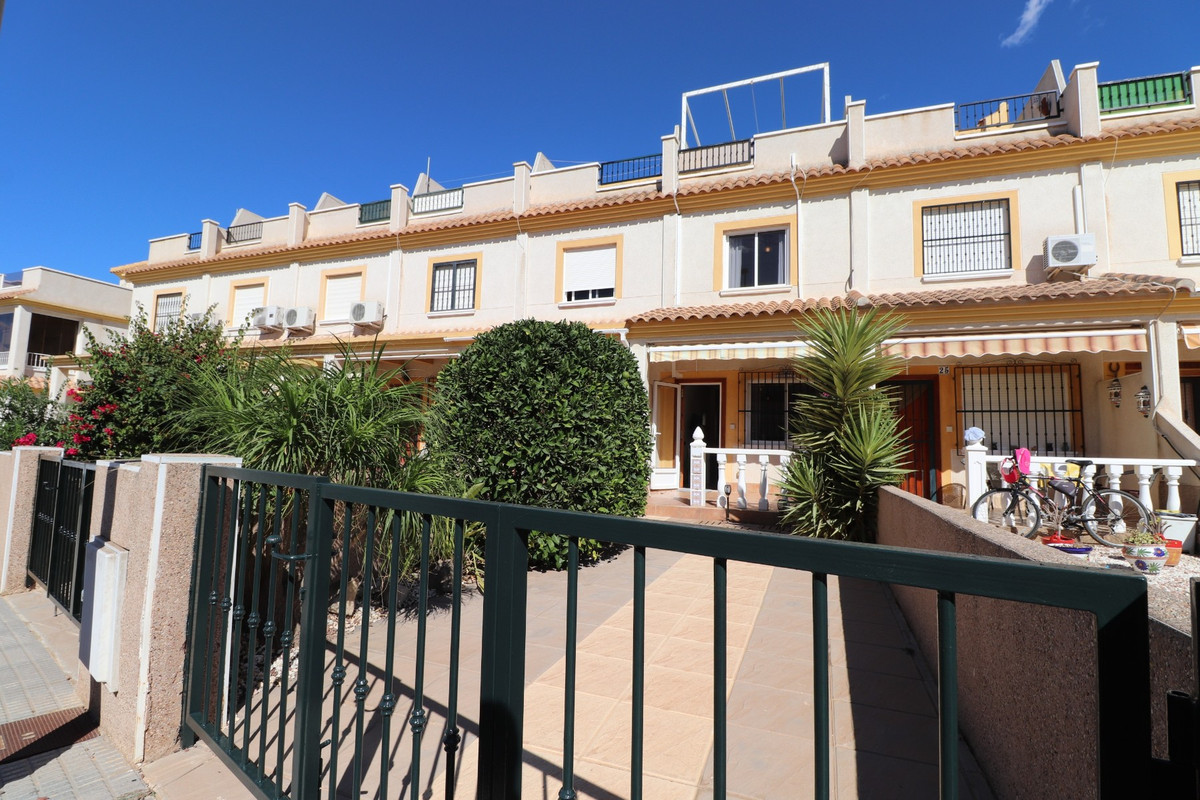 2 Bed Townhouse for sale in Montemar Costa Blanca, Alicante, Spain