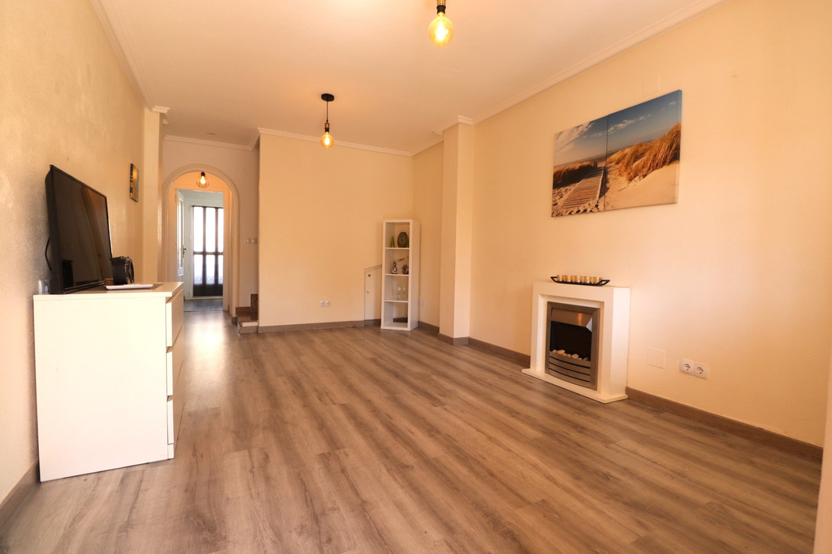 2 Bed Townhouse for sale in Montemar Costa Blanca, Alicante, Spain