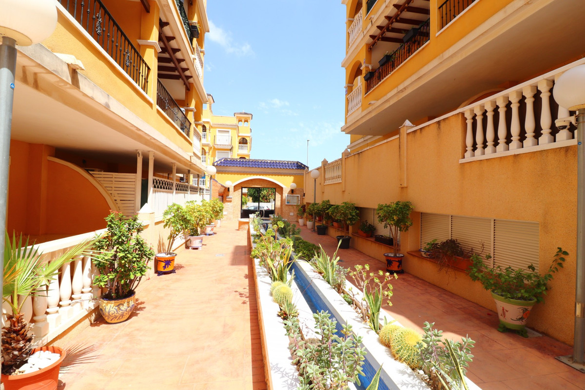 2 Bed Apartment for sale in Algorfa Costa Blanca, Alicante, Spain