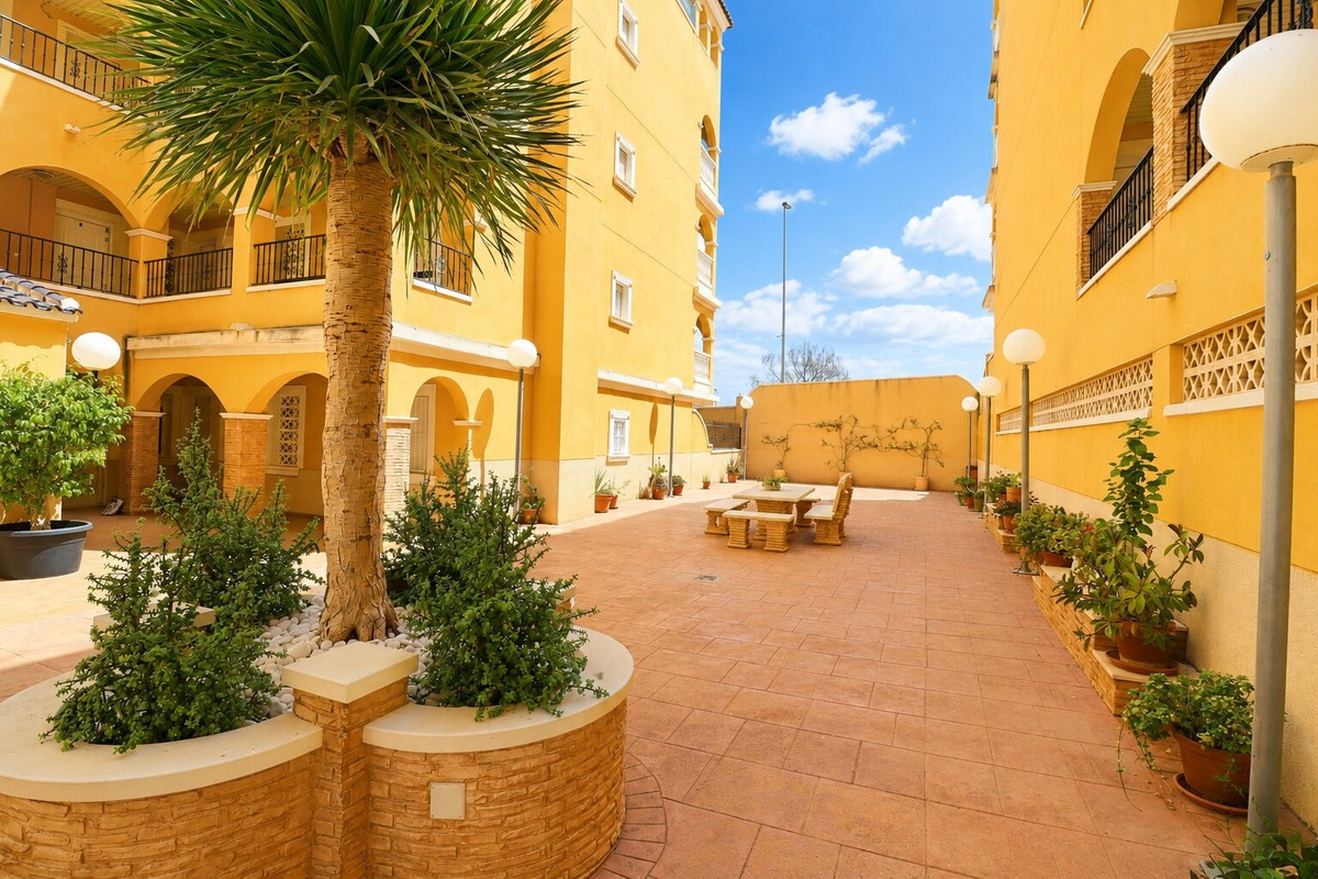 2 Bed Apartment for sale in Algorfa Costa Blanca, Alicante, Spain