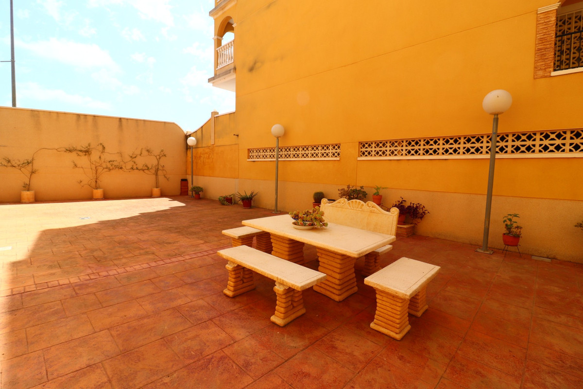2 Bed Apartment for sale in Algorfa Costa Blanca, Alicante, Spain